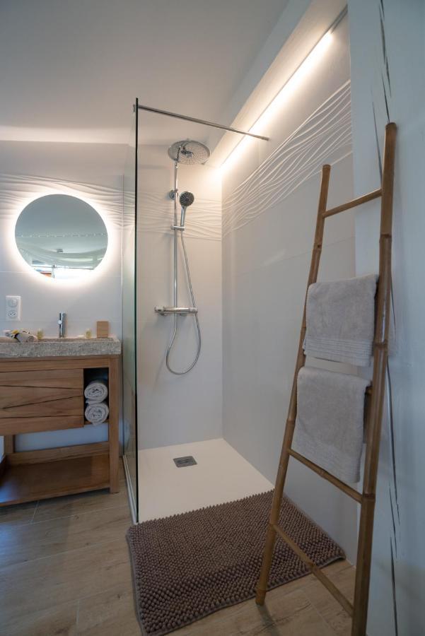 Lovina Chambre De Charme Avec Jaccuzi Velaux ภายนอก รูปภาพ